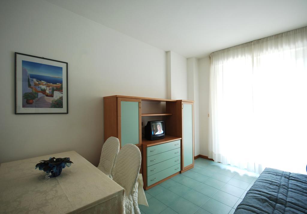 Ihr Residence Hotel Le Terrazze Grottammare Bagian luar foto