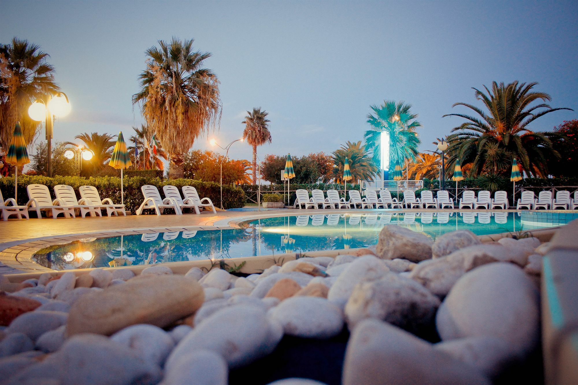 Ihr Residence Hotel Le Terrazze Grottammare Bagian luar foto